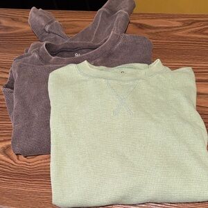 SO Light Green and Gray Long Sleeve Set, size Medium